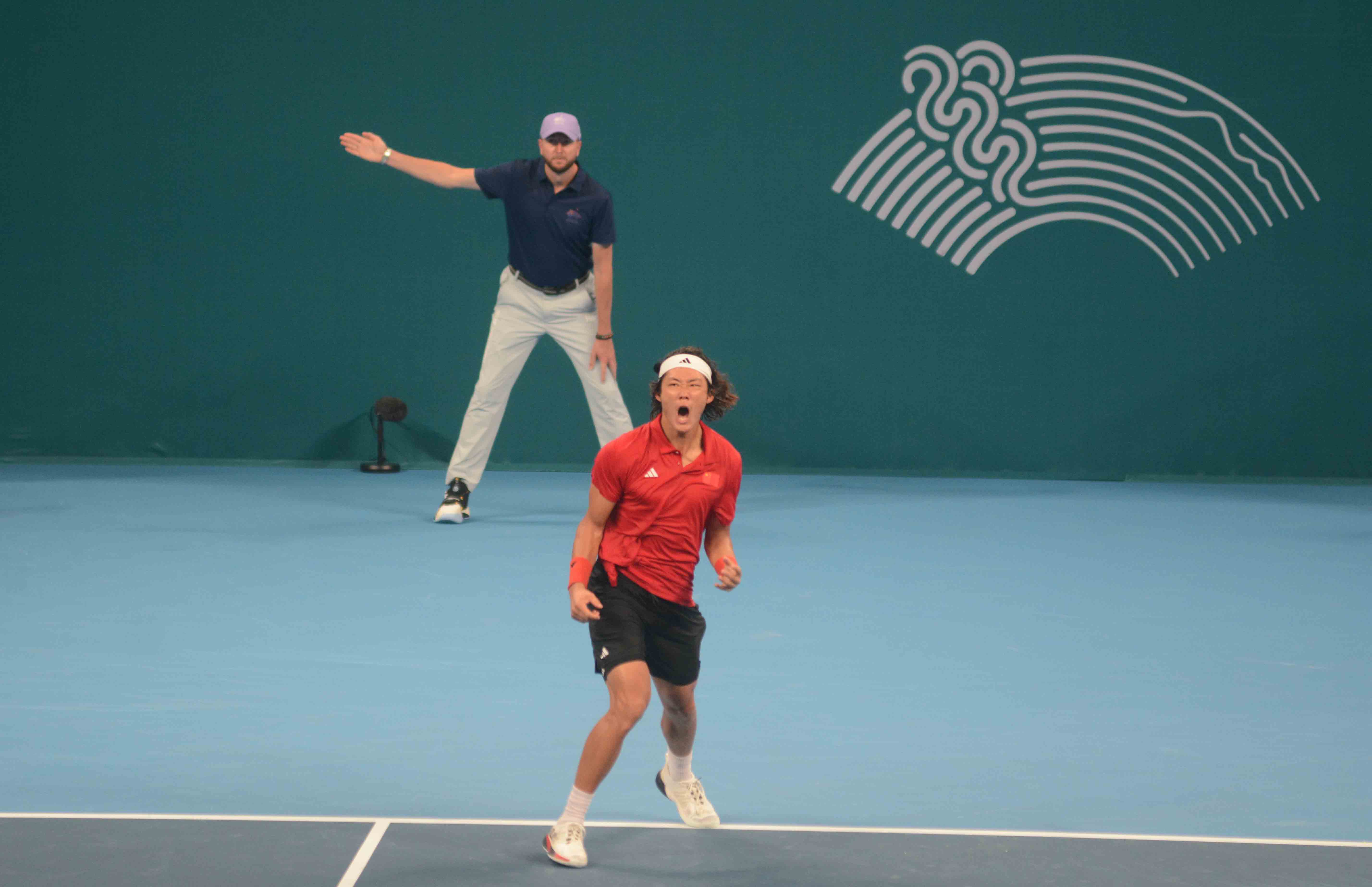 Zhizhen Zhang ganha o torneio masculino de simples no tênis dos Jogos  Asiáticos e se classifica para Paris 2024 - Surto Olímpico