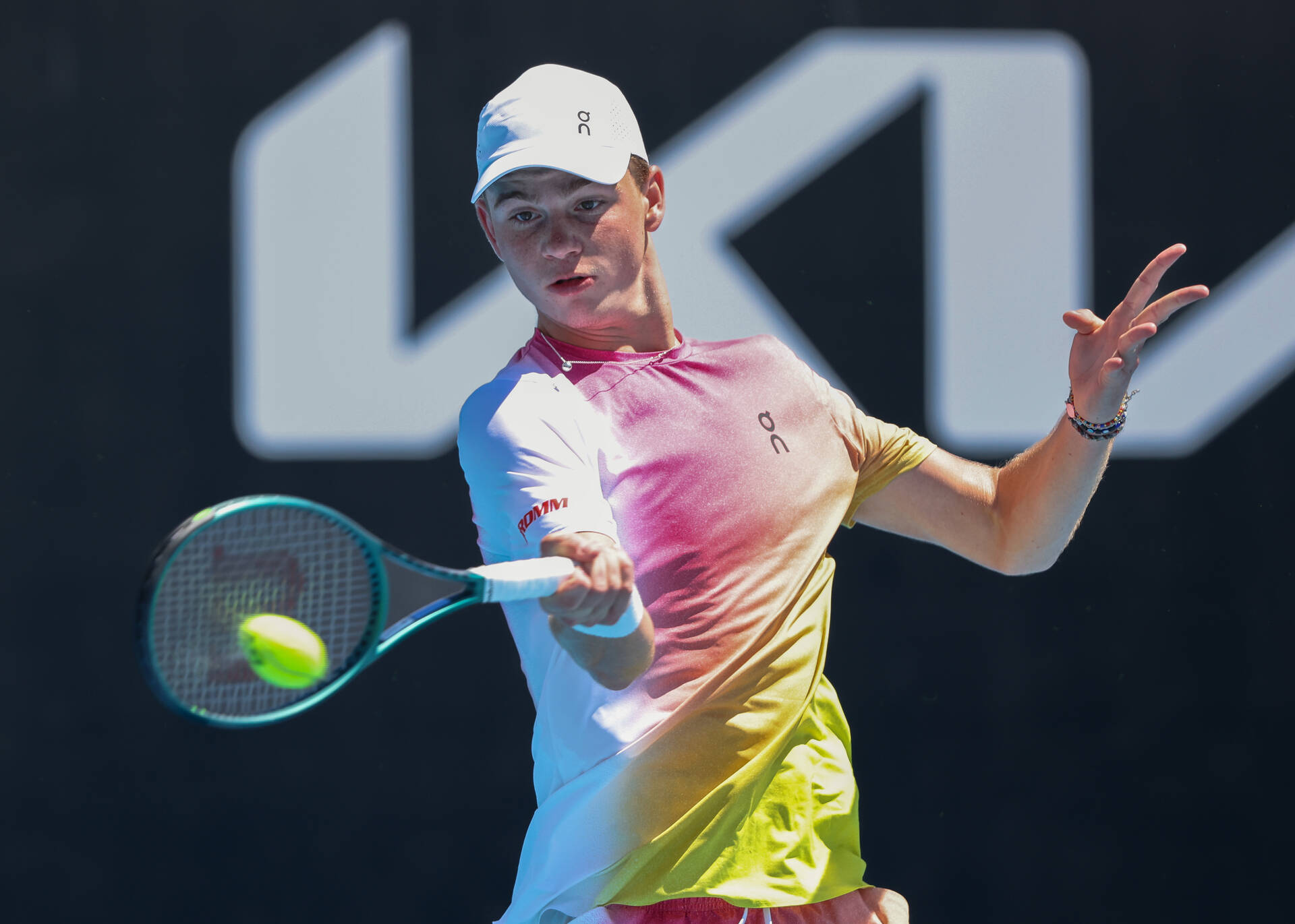 Teenage duo create Swiss tennis history