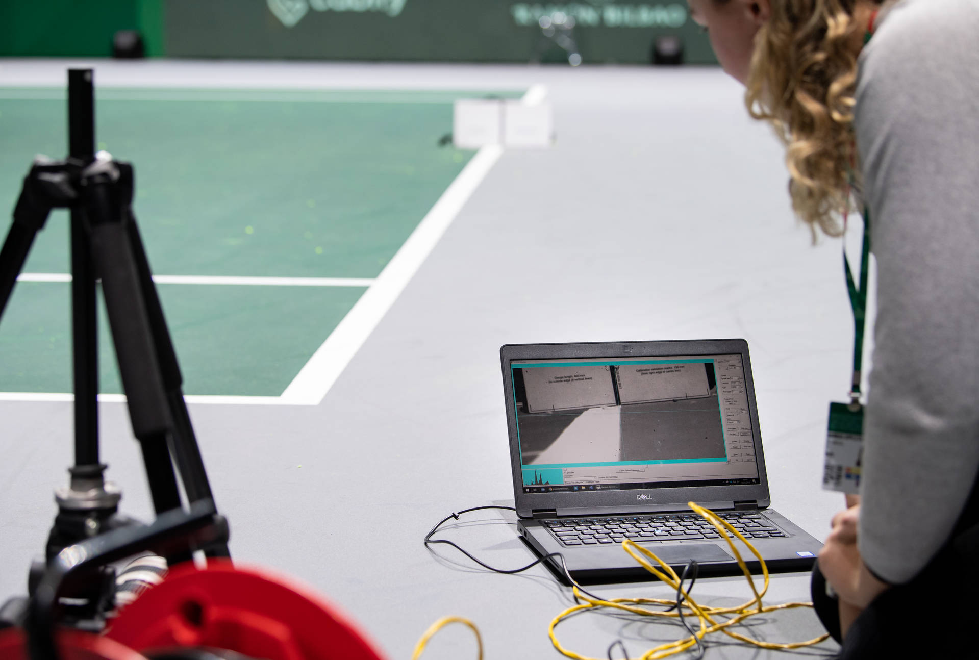 Electronic line calling