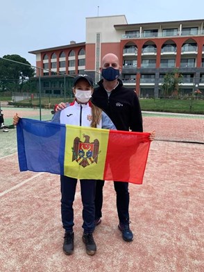 Iana Semichina and Vitor Cabral